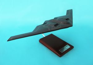 B-2 STEALTH BOMBER 1/100