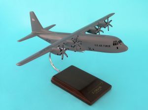  C-130J-30 HERCULES 1/100