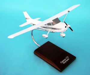 C-172 MODERN 1/32 