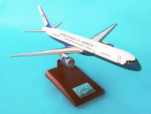 C-32A 757-200 USAF 1/100