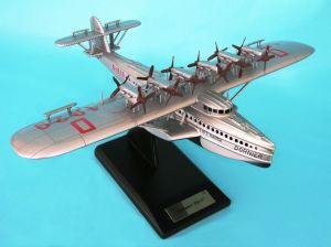 DORNIER DO-X FLYING BOAT 1/100 