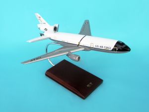 KC-10A EXTENDER WHITE 1/150