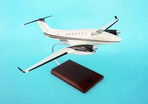 KING AIR B-350 1/32