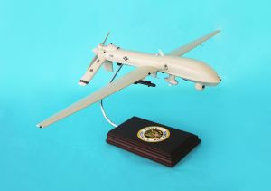 MQ-1 PREDATOR 1/32