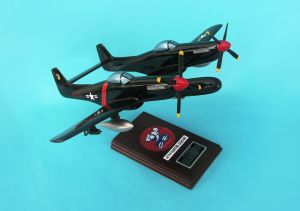  P/F-82G TWIN MUSTANG 1/32