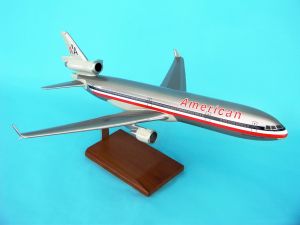  AMERICAN MD-11 1/100